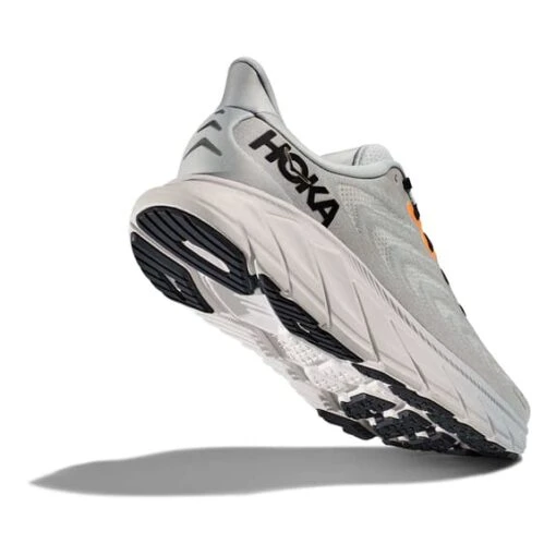 Chaussures HOKA Arahi 6 Gris Noir Orange – Image 4