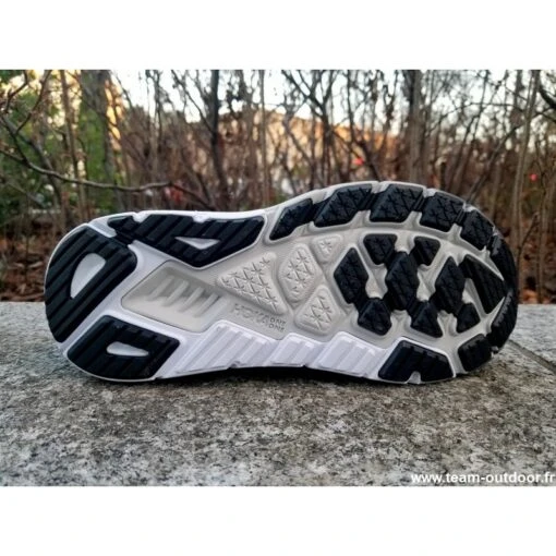 HOKA Arahi 6 Homme Black / White – Image 6