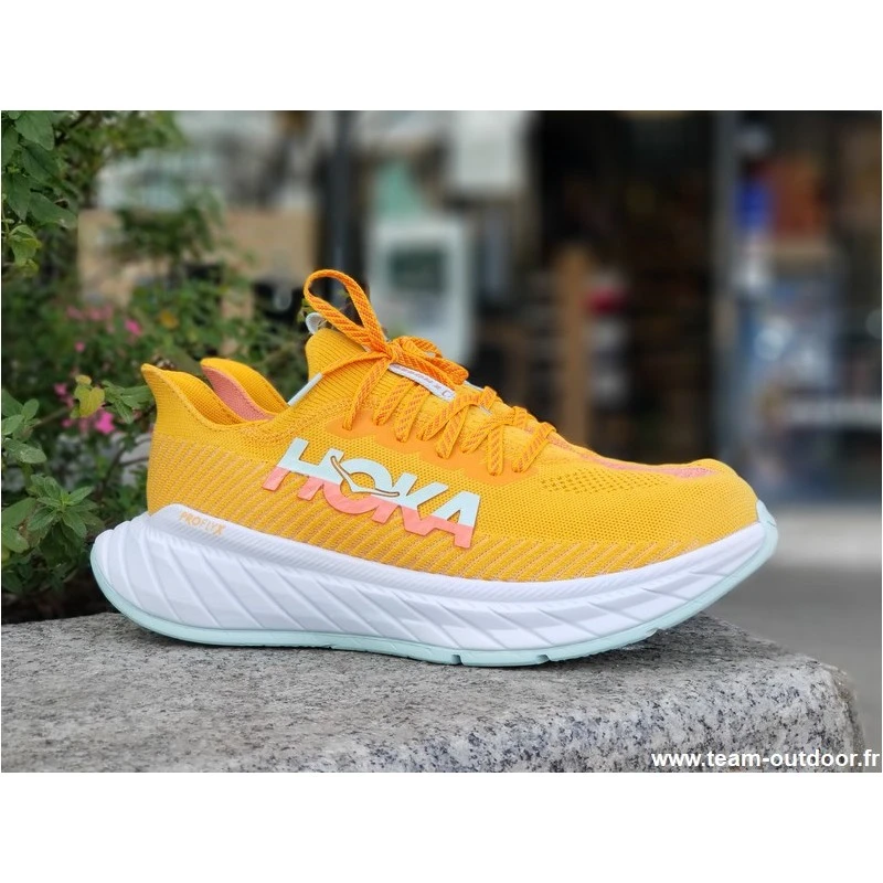 HOKA Carbon X 3 Homme Radiant Yellow / Camellia 1 HOKA Carbon X 3 Homme Radiant Yellow / Camellia