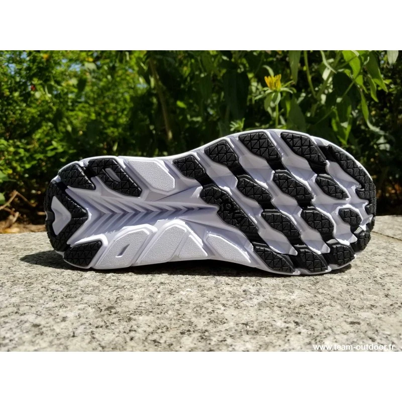 HOKA Clifton 8 Femme Black / White 6 HOKA Clifton 8 Femme Black / White – Image 6