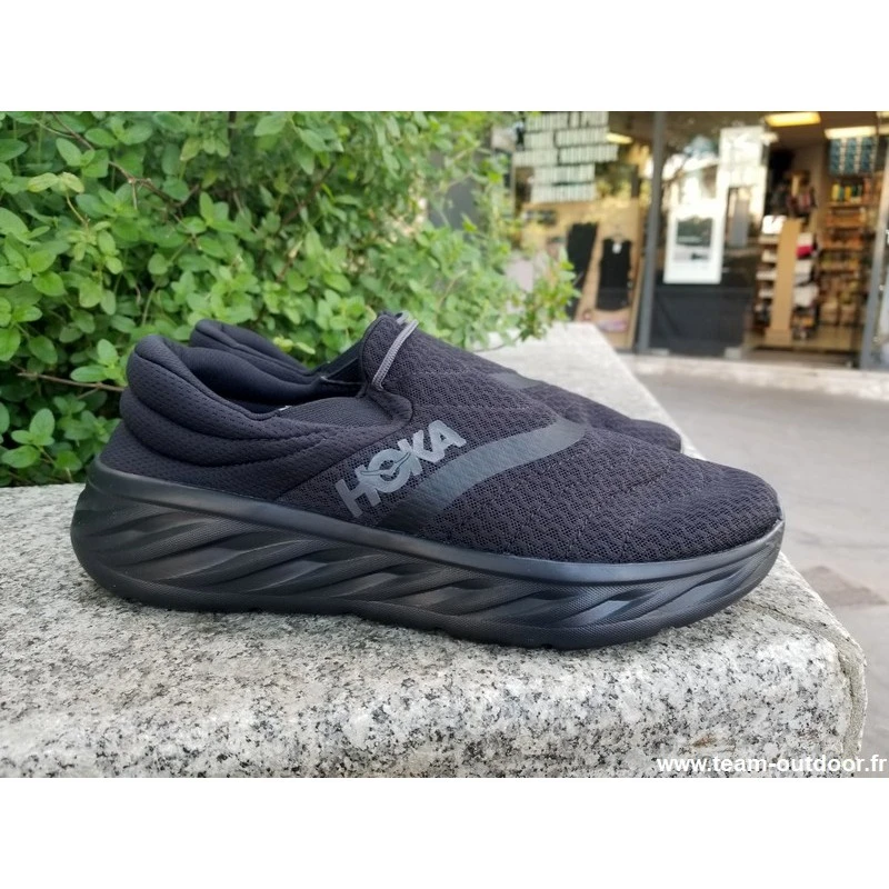 HOKA Ora Recovery Shoe 2 Homme Black / Black 3 HOKA Ora Recovery Shoe 2 Homme Black / Black – Image 3